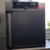 Climate-controlled cabinet