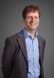 Portraitbild von Günter Schäfer